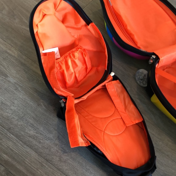 Heyes Travel Tots 2-Piece Luggage Set - Picture 11 of 12